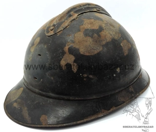 Francouzská přilba vz. 15 „Adrian“ 