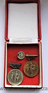Odznak držitele veřejného uznání ČSTV Za zásluhy I a  II. stupně + miniatura
